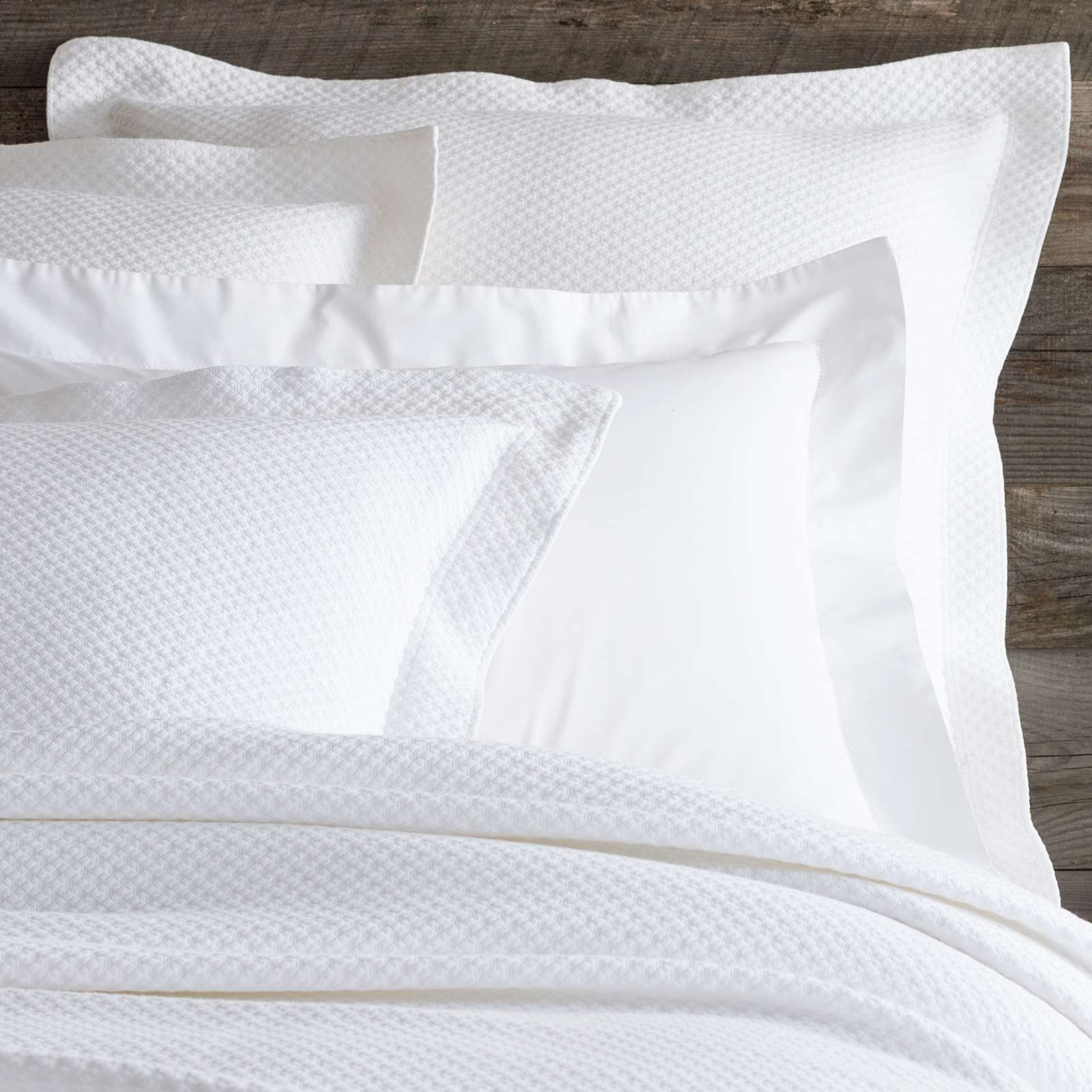 Petite Trellis White Matelassé Sham Pine Cone Hill