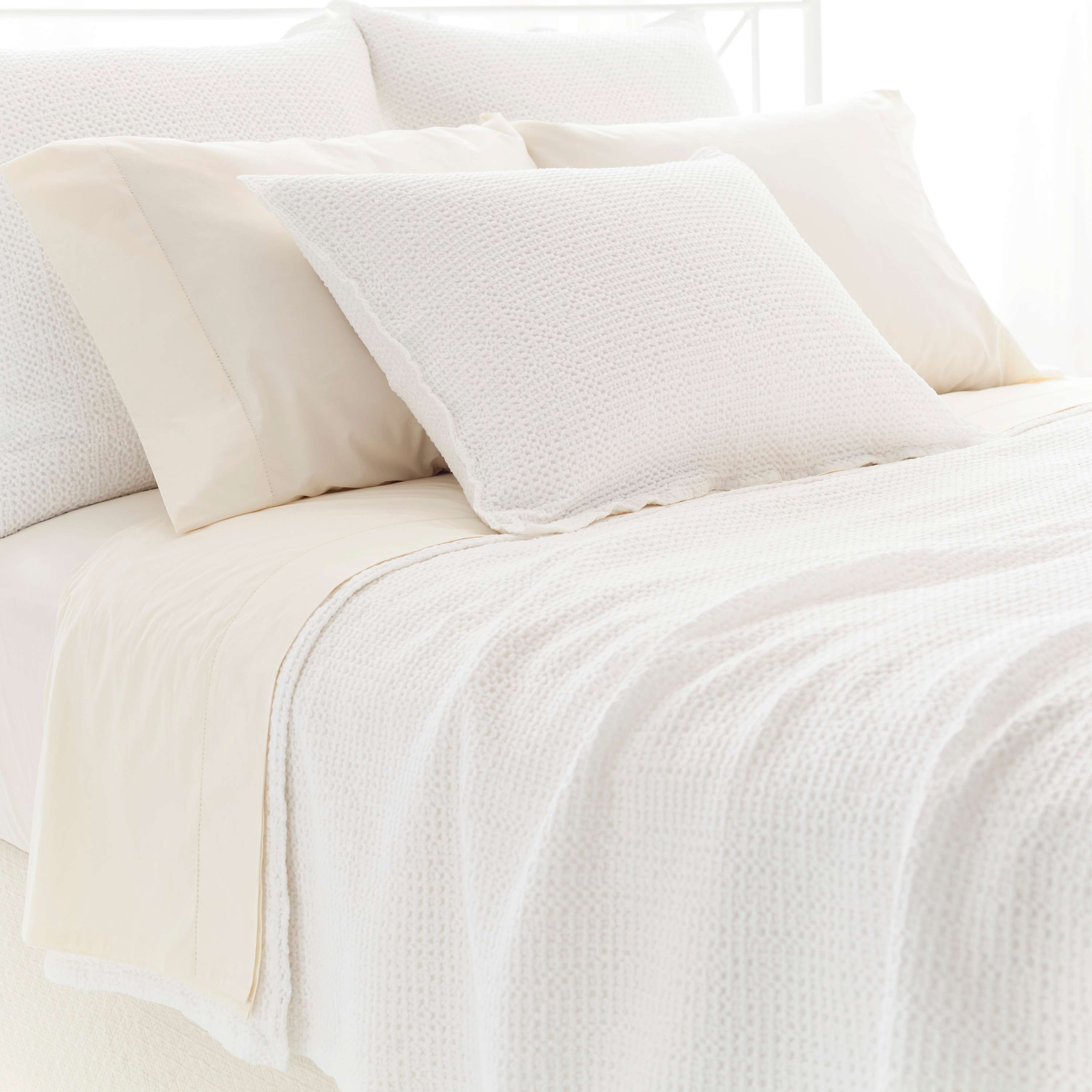 Serena White Matelassé Coverlet Pine Cone Hill