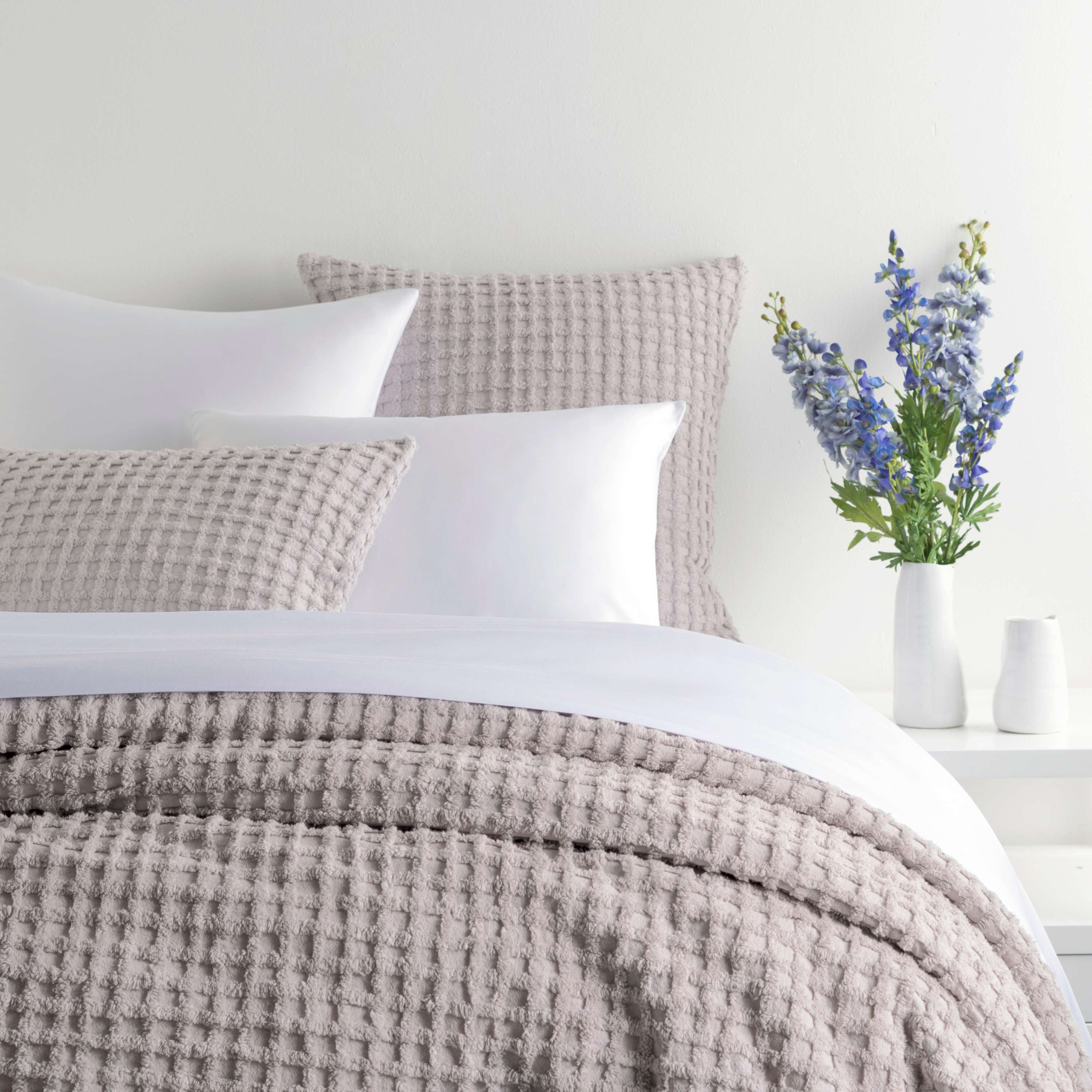 Grey King Coverlets From 120 By Pine Cone Hill Annie Selke