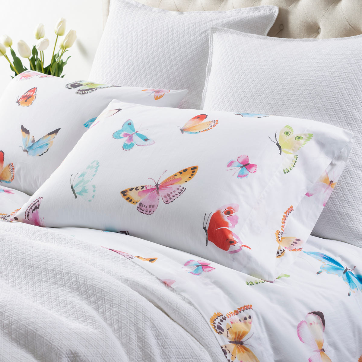 Nature Quilted Bedspread & Pillow Shams Set Colorful Butterflies Fly Print