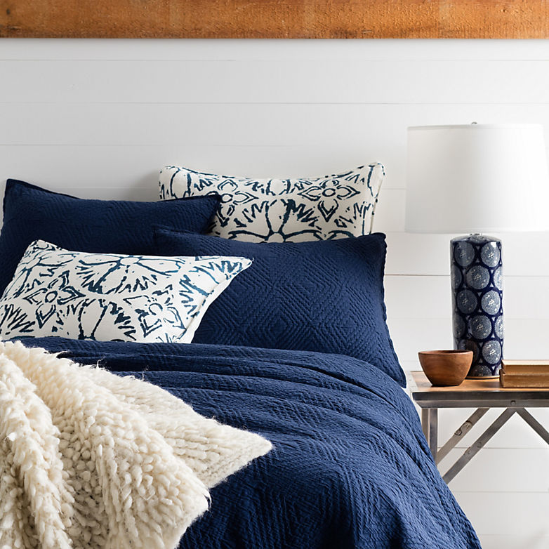 Bed U Cation 101: Switching Up Bedding Basics for Fall | Annie Selke's Fresh American Style