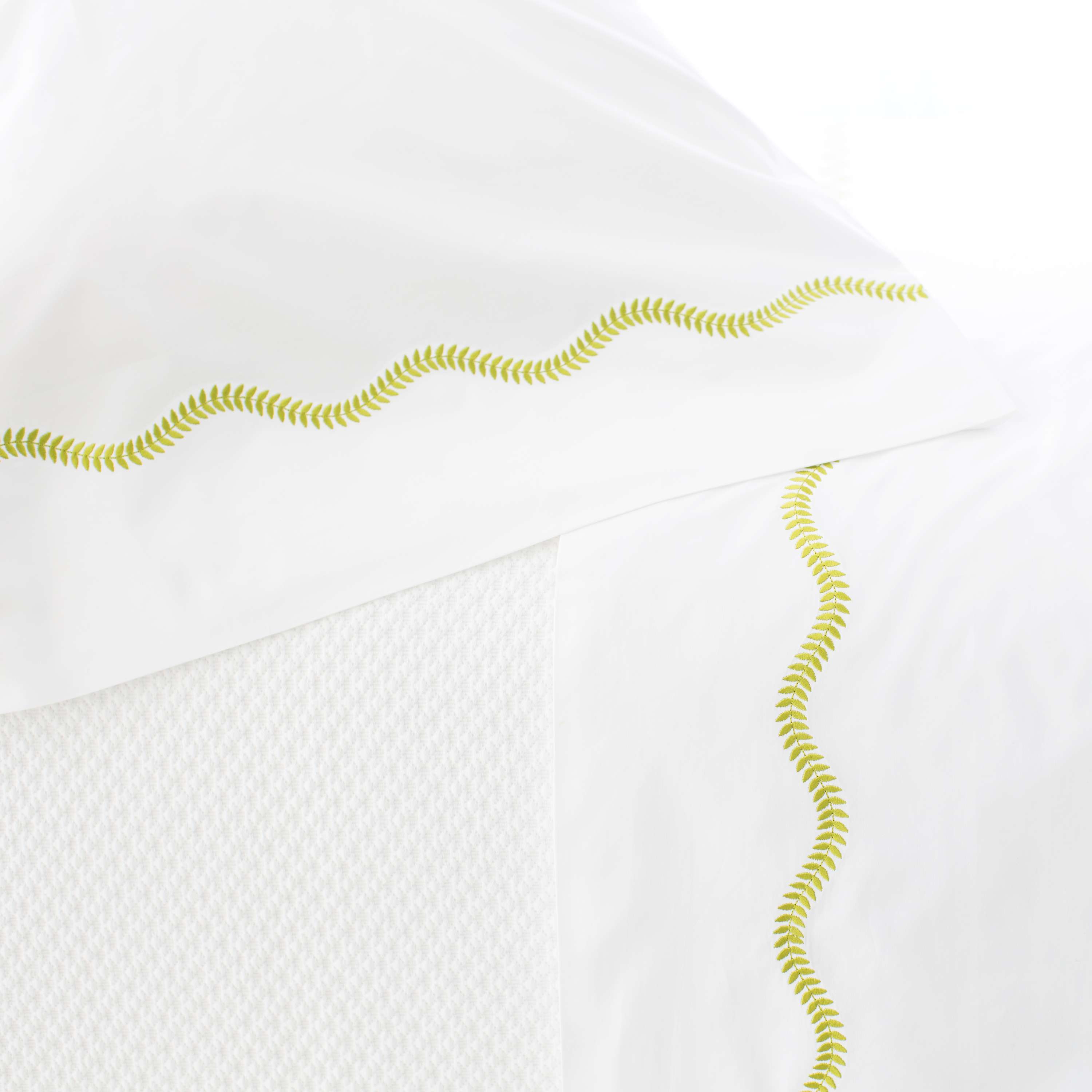 Petite Vine Green Flat Sheet The Outlet