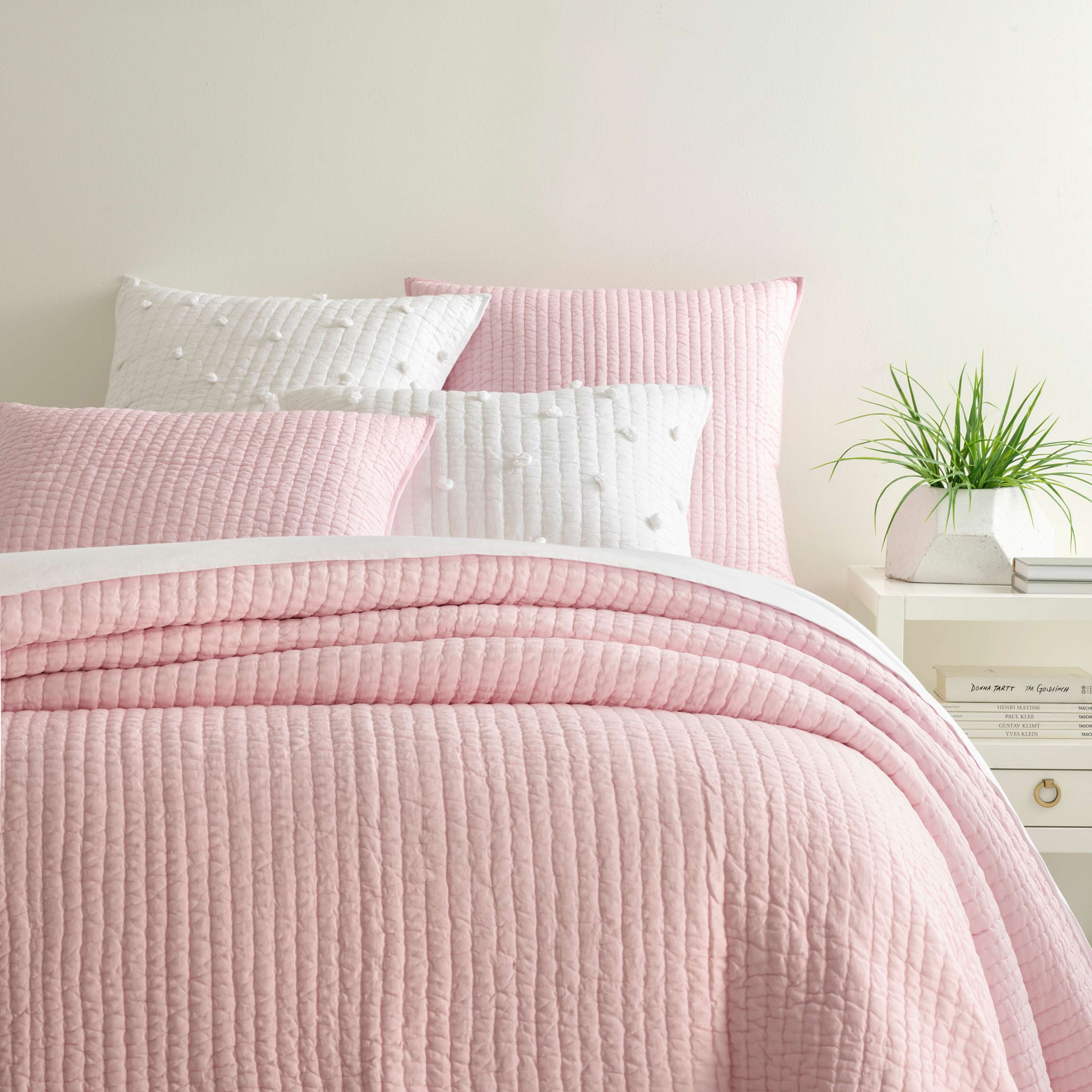 Lana Voile Pink Quilt | The Outlet