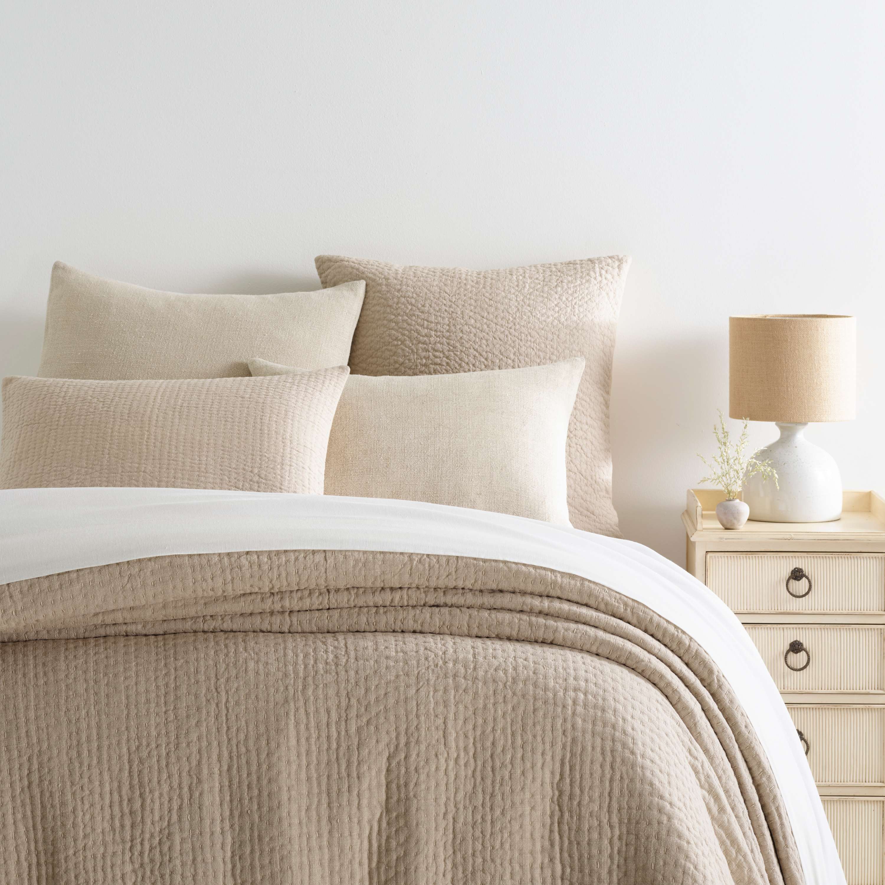 Seychelles Natural Quilt Pine Cone Hill