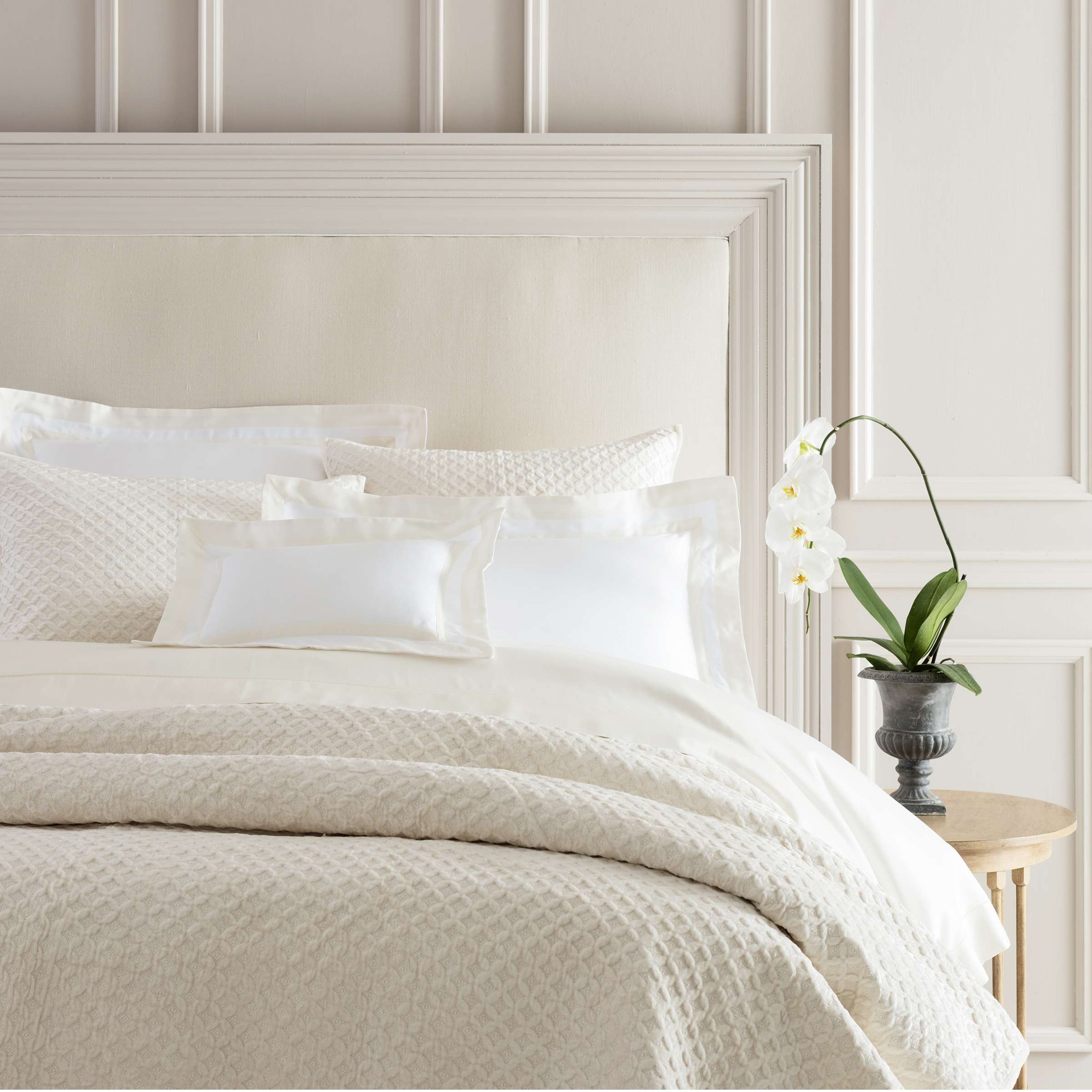 Velluto Velvet Ivory Quilt Luxe