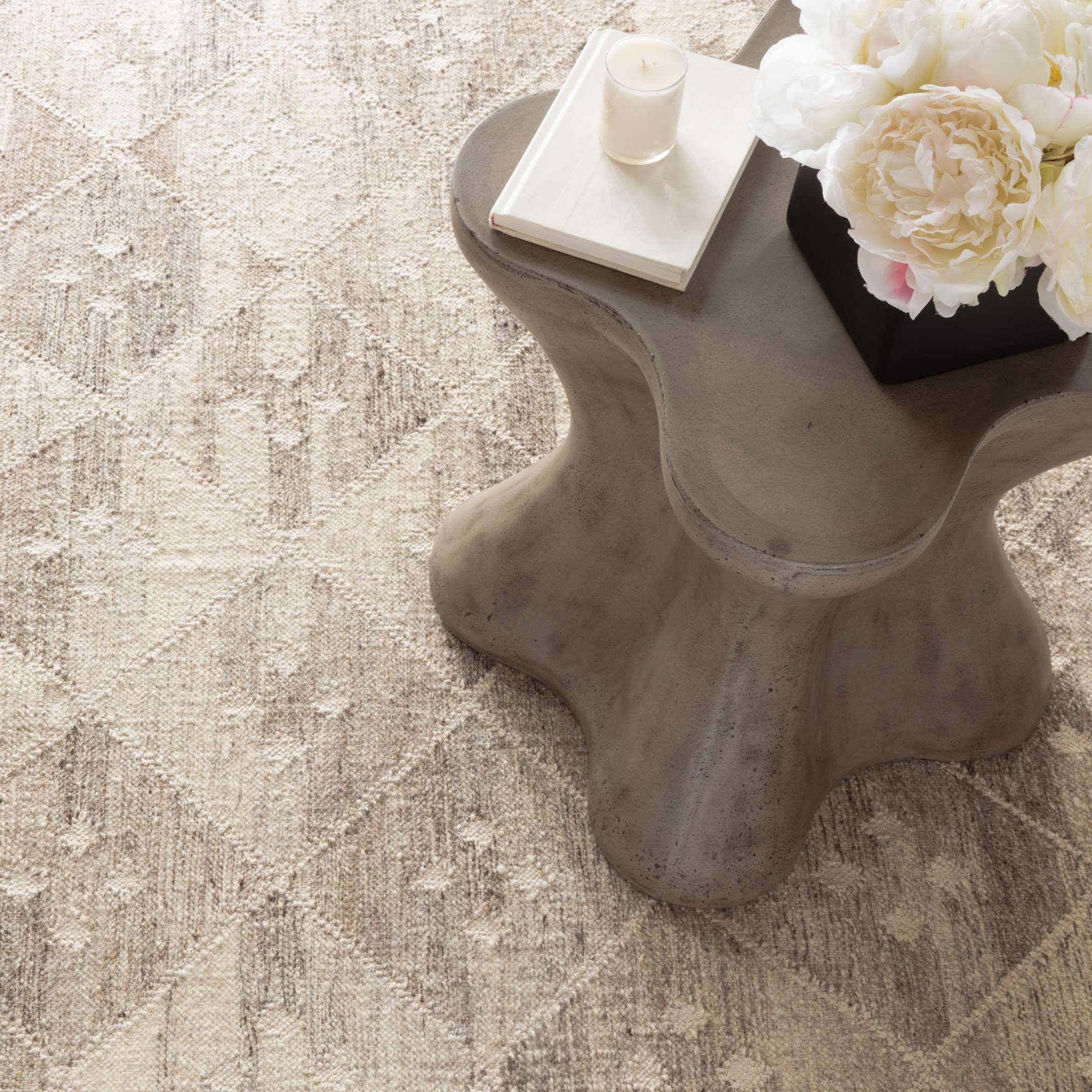 Rugs, Bedding, Home Décor, Furniture and More on Sale Annie Selke